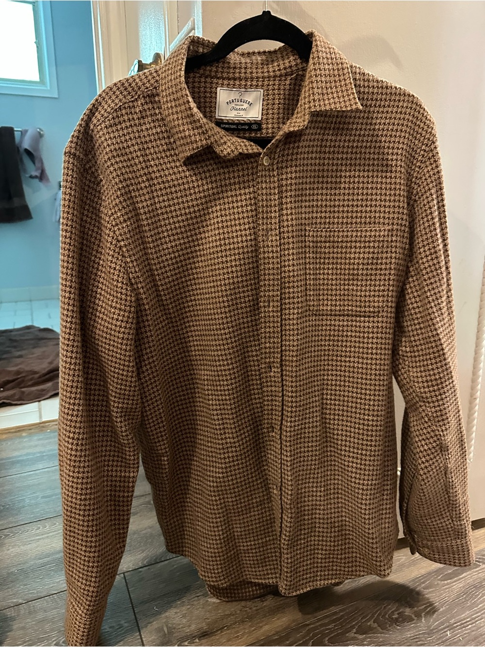 Port Authority Brown Houndstooth Long-Sleeve Button-Down Shirt